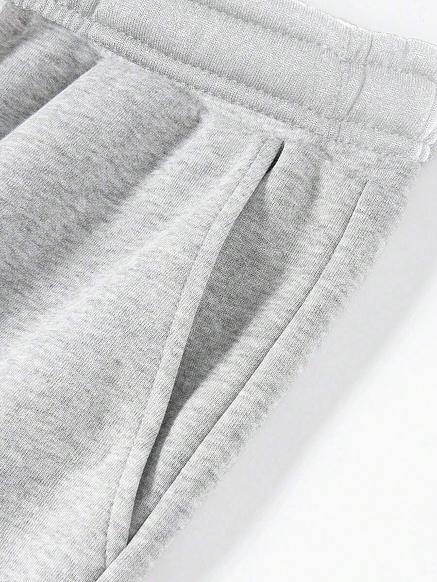 Men's Two-Piece Grey Hoodie Set | Comfortable Streetwear Edition
