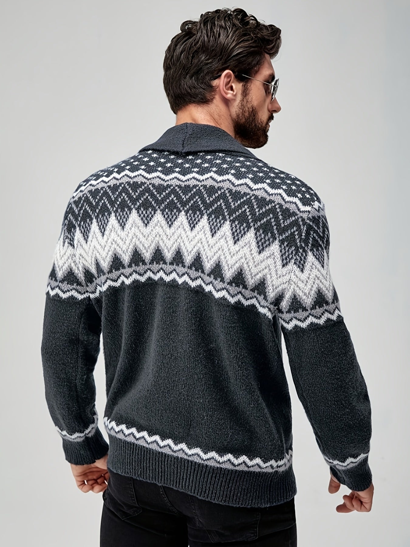 Men's Geometric Pattern Cardigan - Button-Up Knit Sweater for Fall & Edition