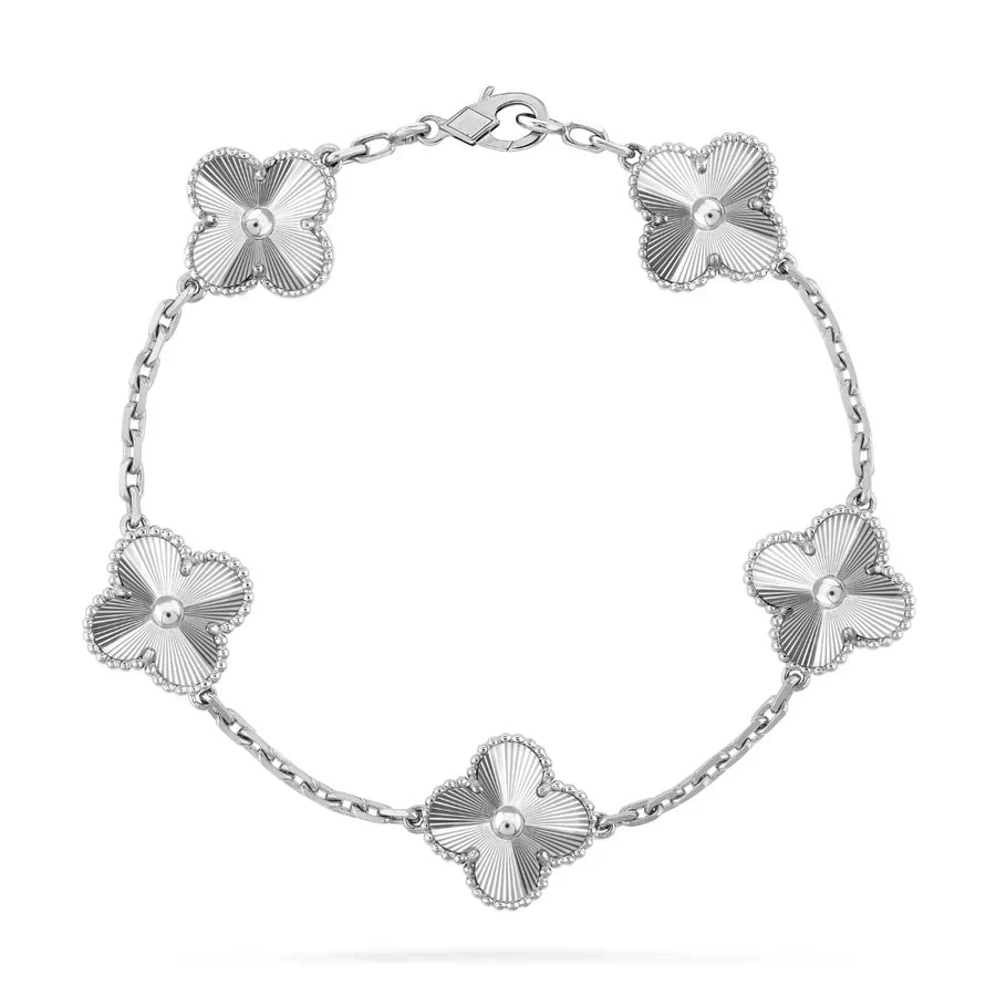 Abby - 18k Gold-Plated Clover Leaf Edition