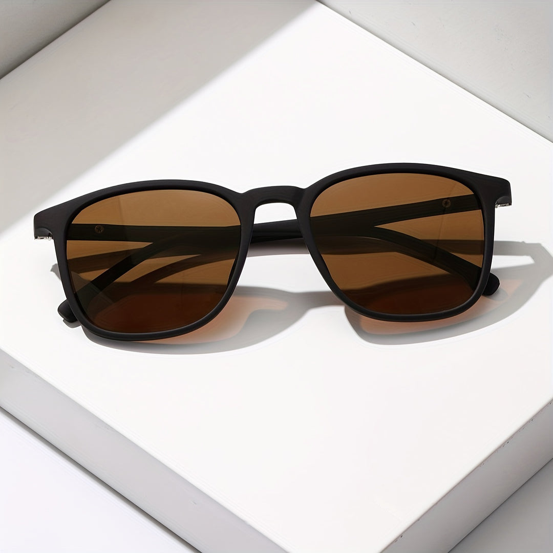 Heritage polarized sunglasses for men with refined design and UV protection