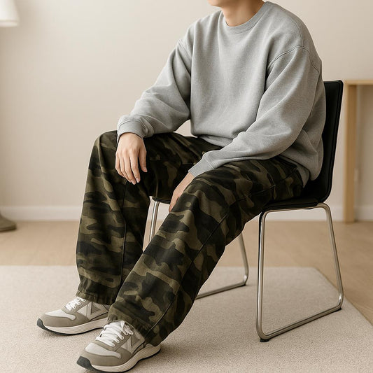 Men's Camouflage Cargo Pants - Vintage-Inspired Edition